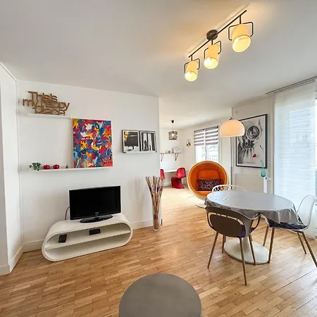 Le Couturier Parking&balcony Eurexpo Appartement *